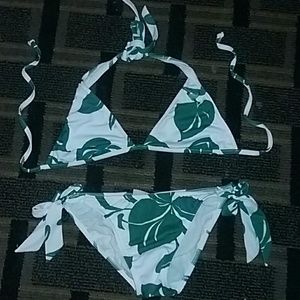 Roxy swimsuit  size medium
